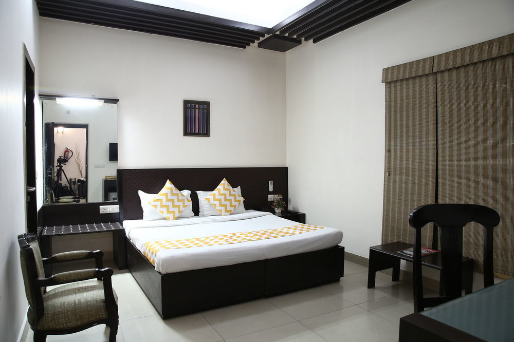 Fabhotel Exotica Greenpark Neu-Delhi Exterior foto
